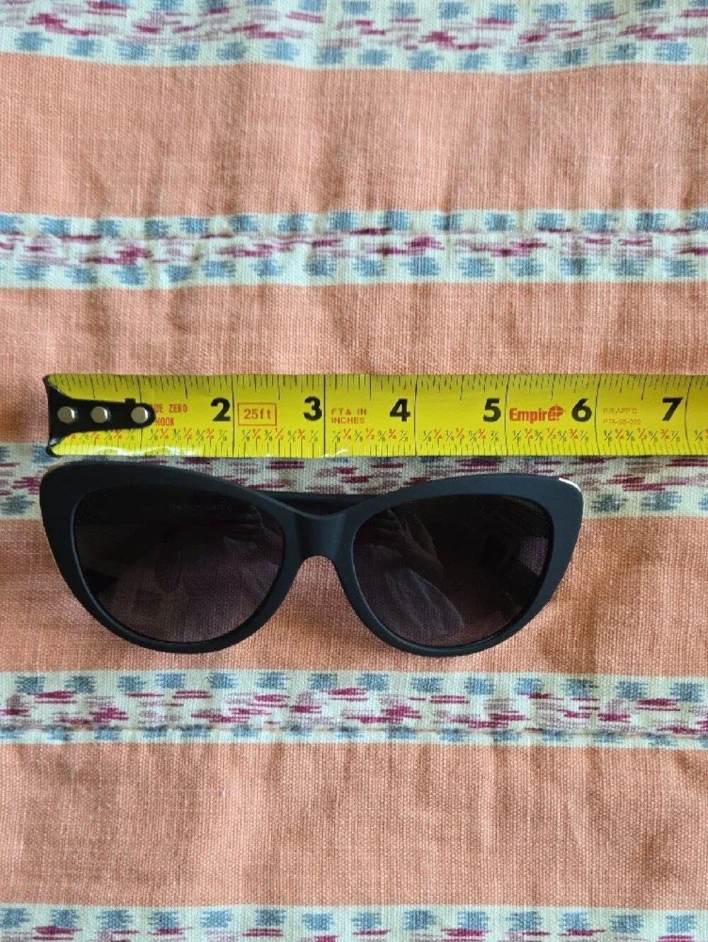 Goodr Glam G It's Noir, Darling Cat Eye Sunglasses